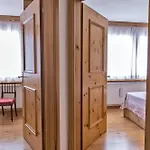 Chesa Rosatsch - *